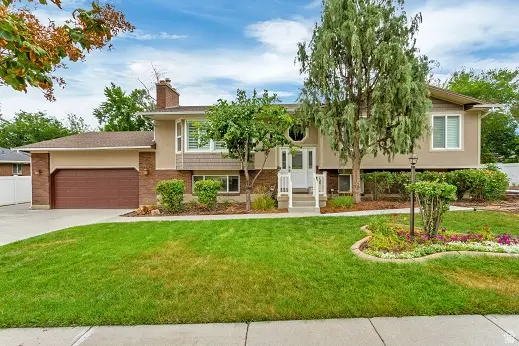 1737 E Sunrise Meadow Dr S, Sandy, UT 84093