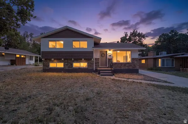 963 Sullivan Rd, Ogden, UT 84403