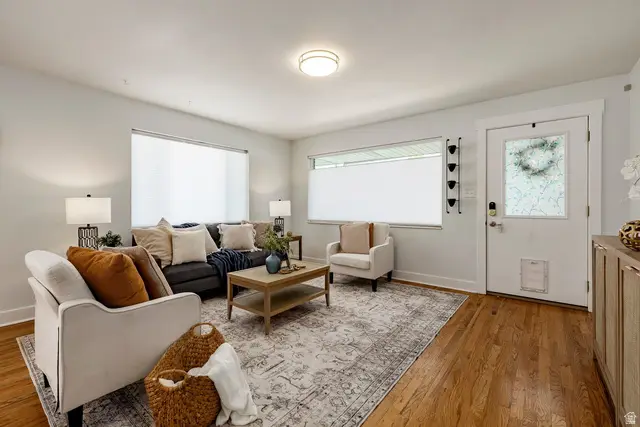2562 E 3210 S, Salt Lake City, UT 84109 - #2