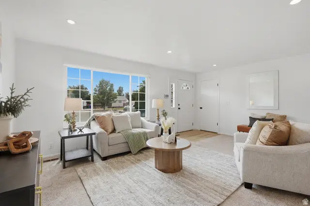 4582 W Hummel Cir, Salt Lake City, UT 84118 - #1