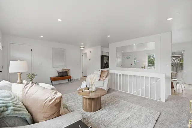 4582 W Hummel Cir, Salt Lake City, UT 84118 - #3