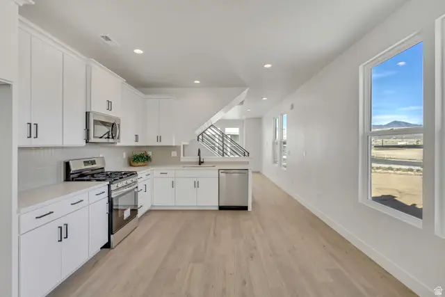 10997 S Freestone Rd #110, South Jordan, UT 84009 - #2