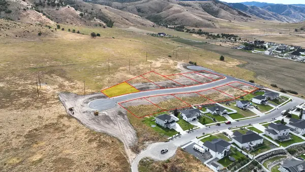 56 S 1300 E #72, Smithfield, UT 84335