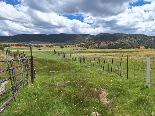 3000 S Grass Valley Rd, Pinto, UT 84756
