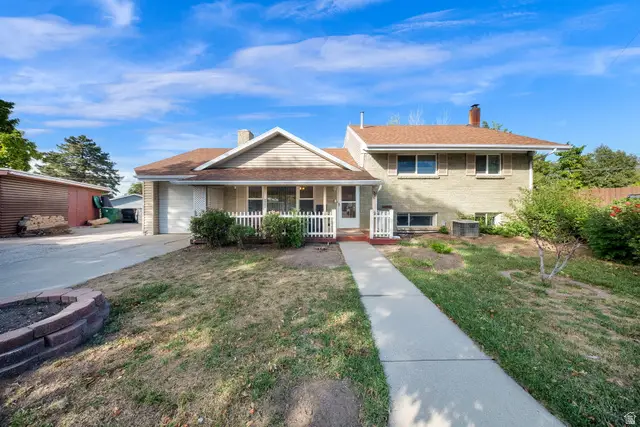 556 W Greenleaf Dr, Murray, UT 84123 - #2