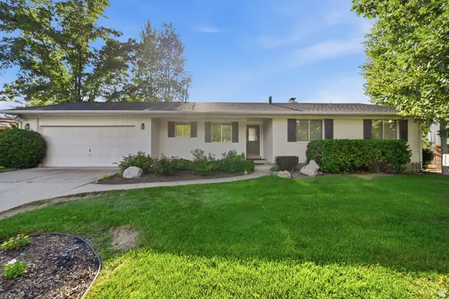 5714 S Laurelwood St, Holladay, UT 84121 - #1