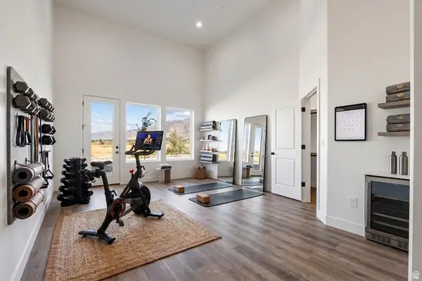 1485 W Burke Ln N #102, Farmington, UT 84025