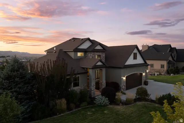 6772 W Clear Water Dr, Herriman, UT 84096 - #2