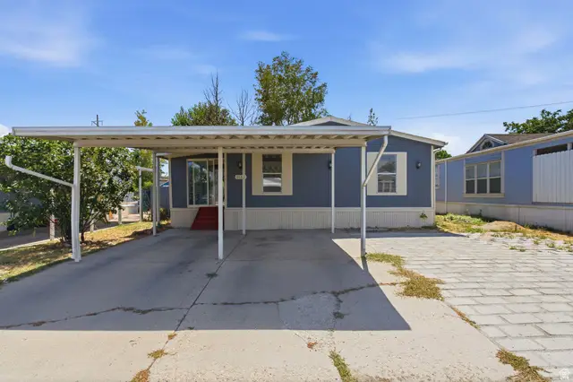 1137 W Sierra Vista St S #205, West Valley City, UT 84119 - #2