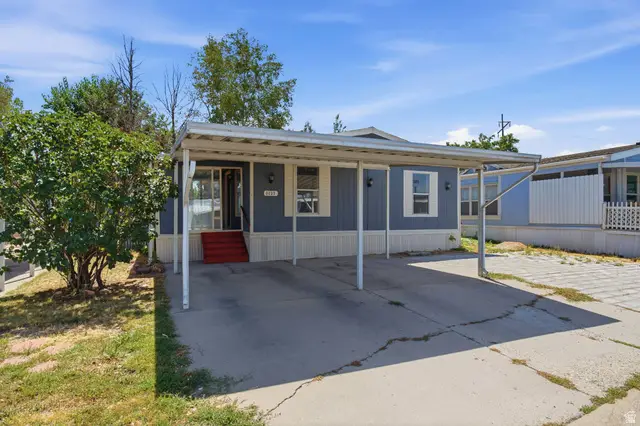 1137 W Sierra Vista St S #205, West Valley City, UT 84119 - #3