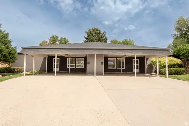 1893 E Wellington Cir, Holladay, UT 84117 - #2