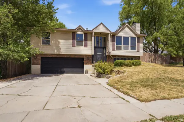 350 W Hunting Creek Dr N, Harrisville, UT 84404