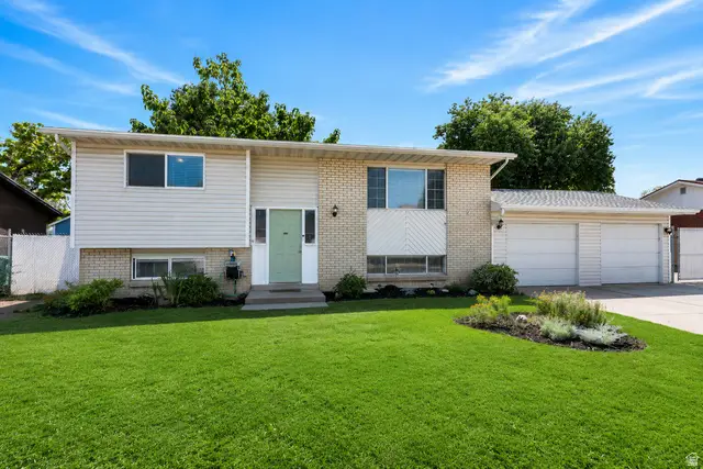 2735 W 7525 S, West Jordan, UT 84084 - #1