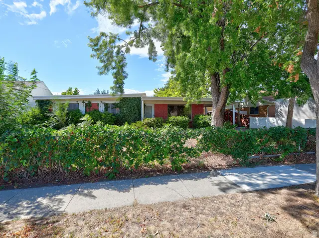 549 W Echo Dr, Murray, UT 84123 - #3