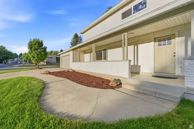 5406 S York St, Murray, UT 84117 - #3