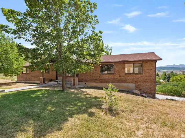 9145 E Kelly Dr N, Huntsville, UT 84317 - #2