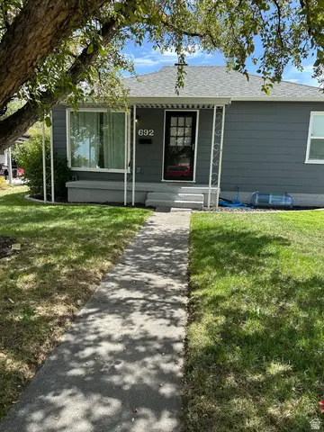692 Brookside Dr, Springville, UT 84663 - #3