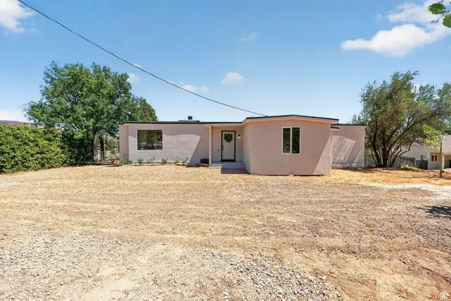 330 N Main St, Leeds, UT 84746 - #2