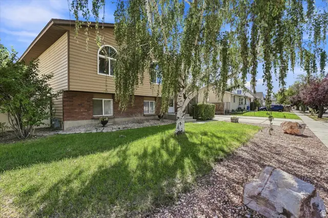 4889 W Niagara Way S, Salt Lake City, UT 84118 - #2