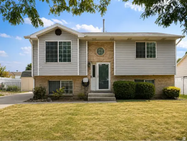 671 W 950 N, Clinton, UT 84015