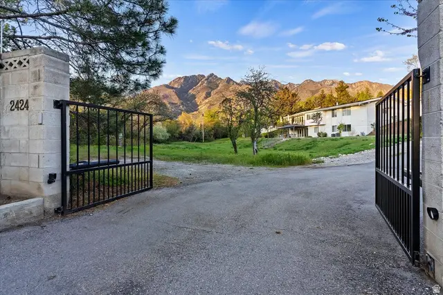 2421 E Oakcrest Ln #7, Holladay, UT 84121 - #2