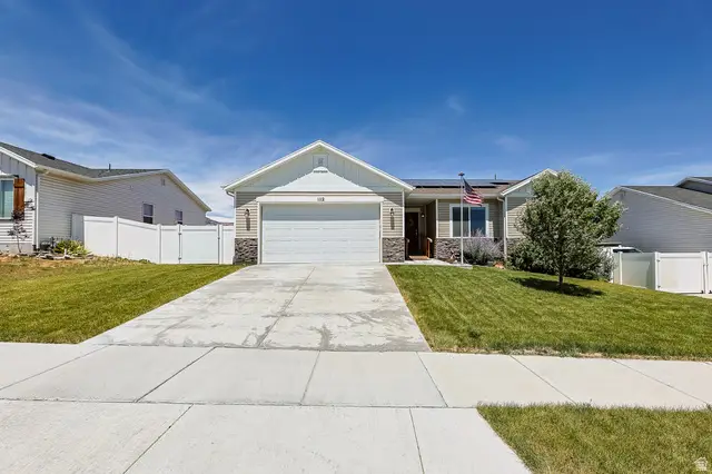1112 W Honeycomb Dr, Grantsville, UT 84029 - #1