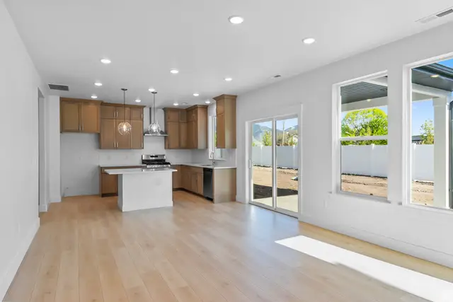 1237 W 500 Dr S #230, Logan, UT 84321 - #2