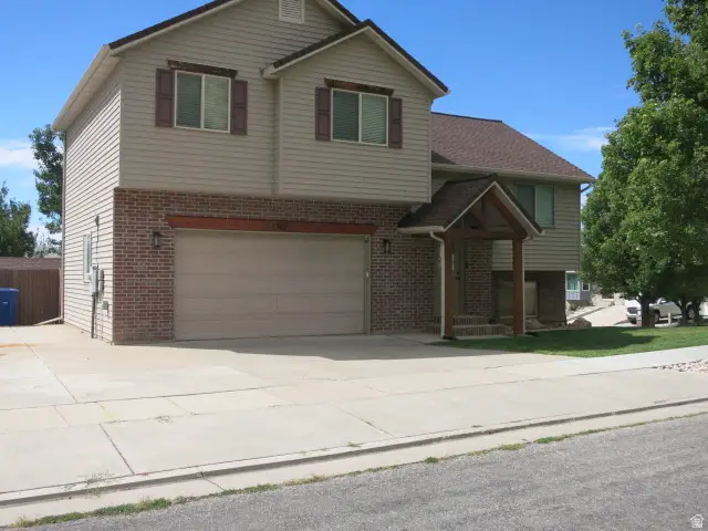 1383 N Chilly Peak Cir, Ogden, UT 84404 - #2