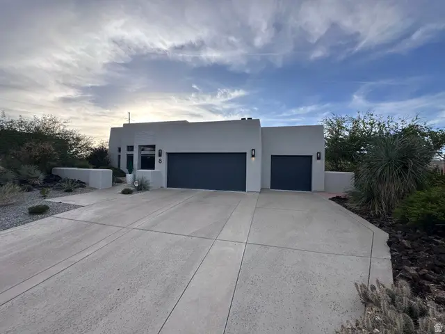 8 Basalt Cir, Santa Clara, UT 84765 - #3