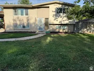 4460 S Summerwood St W, Taylorsville, UT 84123 - #2