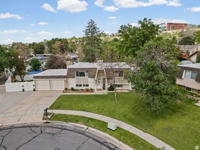 9633 S Sleepy Hollow Cir, Sandy, UT 84094 - #2