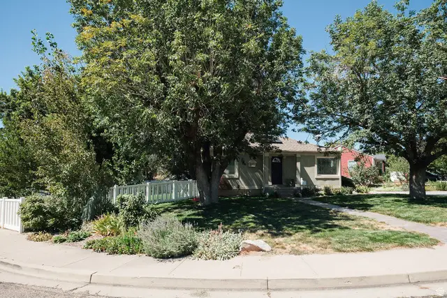 153 S Lakeview Dr, Clearfield, UT 84015 - #3