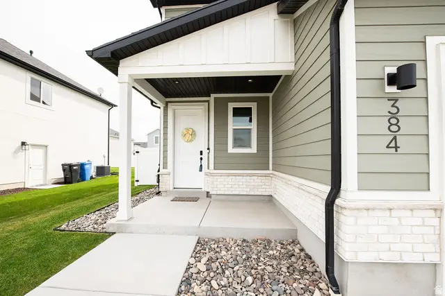 384 W Ropelato Dr, Nibley, UT 84321 - #2
