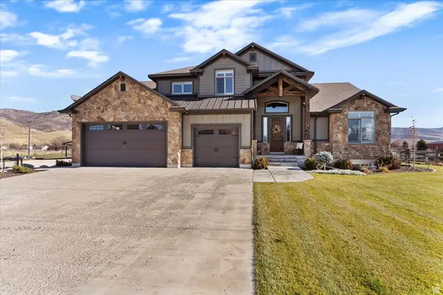 560 S 8600 E, Huntsville, UT 84317 - #1