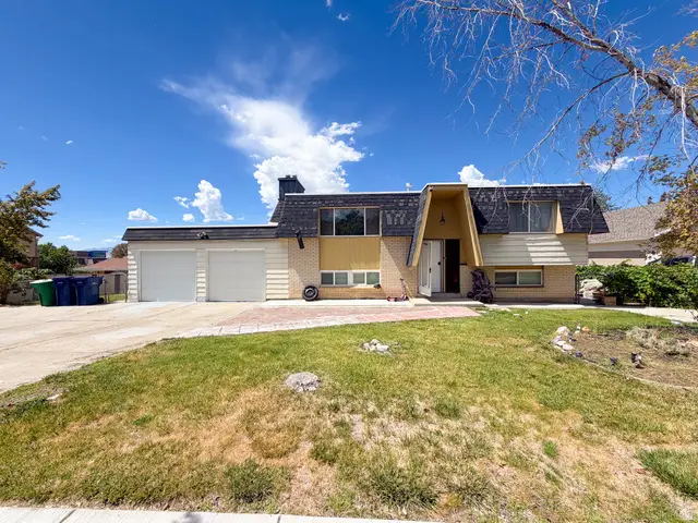 9640 S Flint Dr, Sandy, UT 84094 - #1