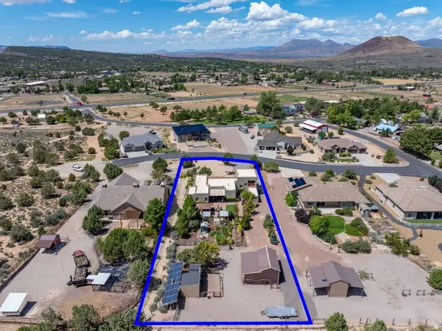 738 N High Ground Dr, Dammeron Valley, UT 84783 - #2