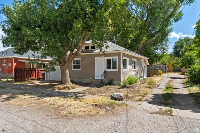 1614 Ogden Ave, Ogden, UT 84404 - #2