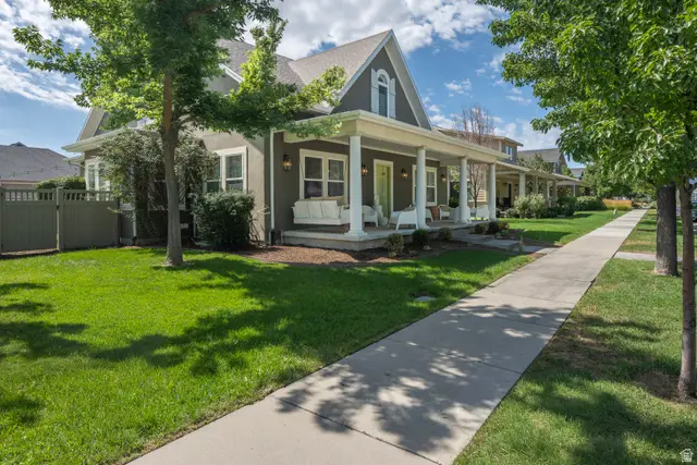 4429 W Enid Dr, South Jordan, UT 84009 - #2