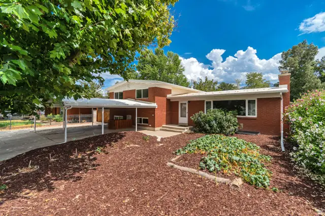 9297 S Sneddon Dr E, Sandy, UT 84070 - #1