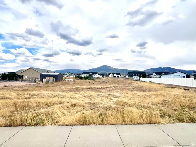 561 N 150 E #10, Fillmore, UT 84631 - #1