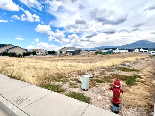 561 N 150 E #10, Fillmore, UT 84631 - #2