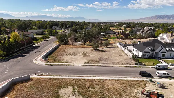 6417 W 10630 N #3, Highland, UT 84003