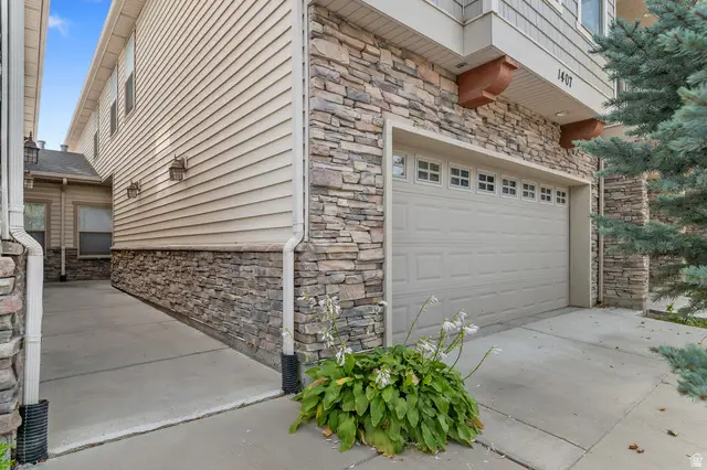 1407 W Stone Meadow Dr, West Jordan, UT 84088 - #2