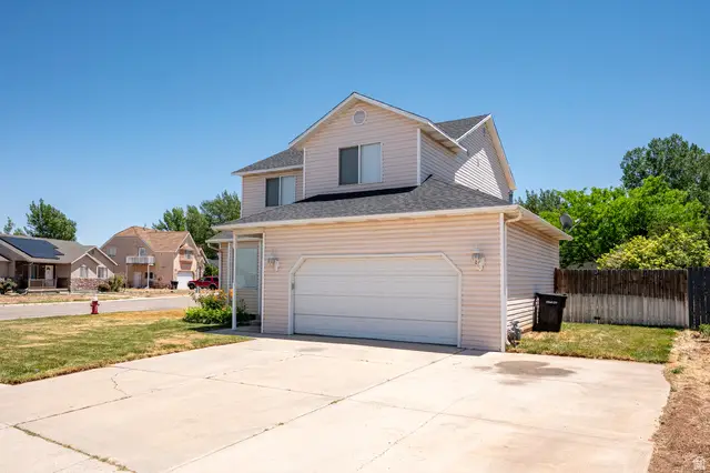 1582 N Cedar Bluffs Blvd, Cedar City, UT 84720 - #2