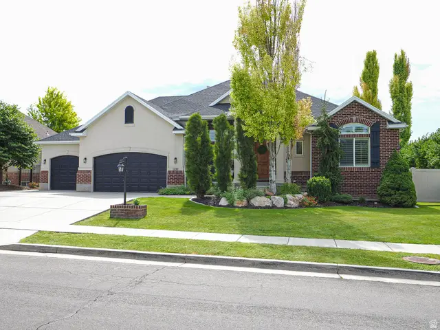 1239 Willowbrook Ln, Kaysville, UT 84037 - #3