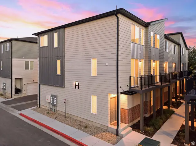 1146 S Redwood Rd #802, Salt Lake City, UT 84104 - #2