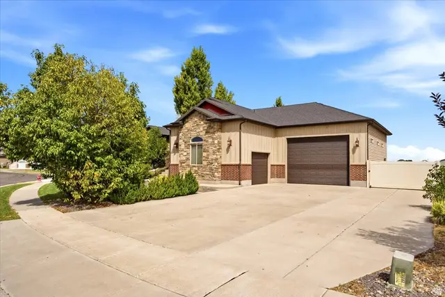 5532 W 5725 S, Hooper, UT 84315 - #2