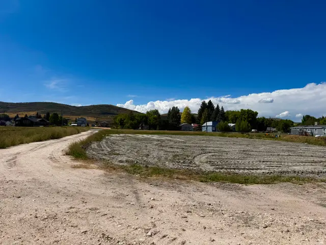 140 S Main Hwy #7&8, Saint Charles, ID 83272 - #3