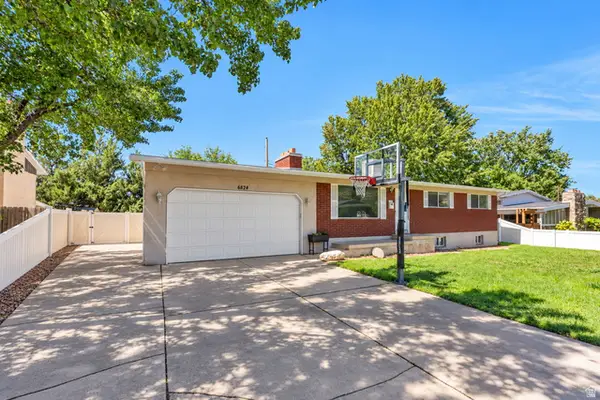 6824 S Nye Dr, Cottonwood Heights, UT 84121