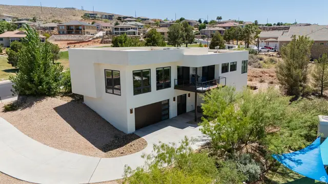 2176 S Southgate Dr, Saint George, UT 84770 - #2